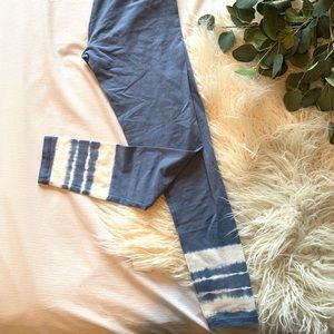 Aerie Tie-Dye Three Quarter Length Legging